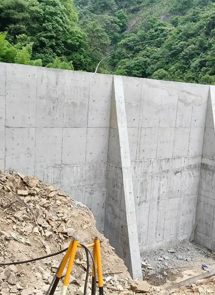 德州平原县重力式挡土墙